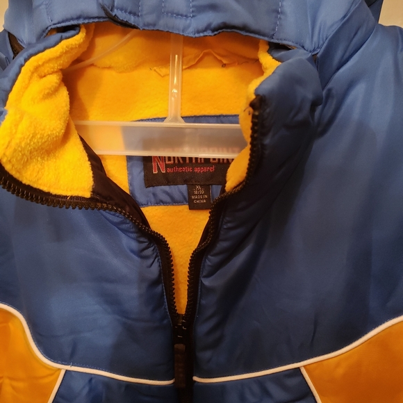 Boys XL Winter Coat - Picture 2 of 3